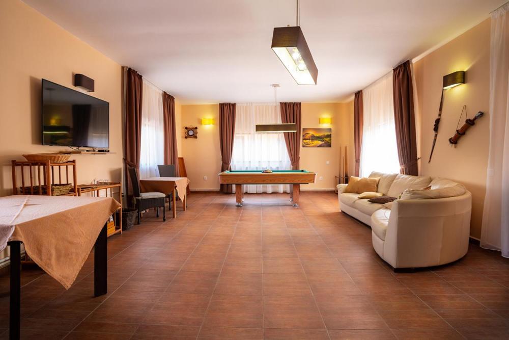 Complex Lotus Hotel Crisan  Exterior photo